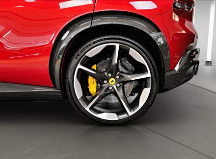 Ferrari - Purosangue