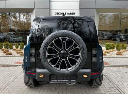Land Rover - Defender