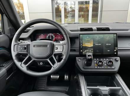 Land Rover - Defender