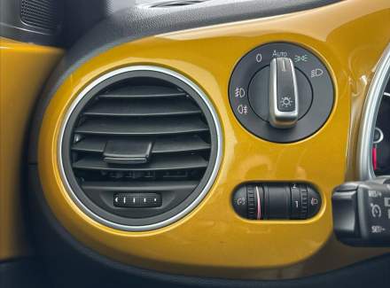 Volkswagen - Beetle