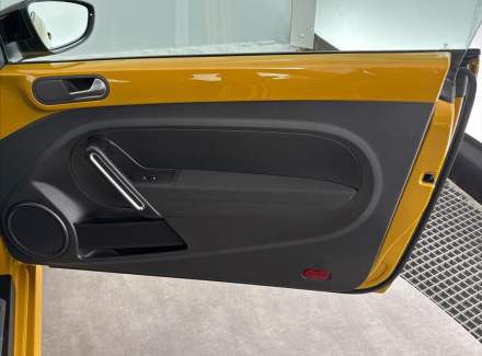 Volkswagen - Beetle