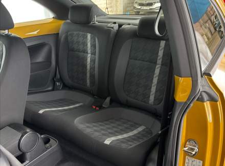 Volkswagen - Beetle
