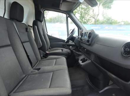 Mercedes-Benz - Sprinter