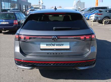 Volkswagen - Passat