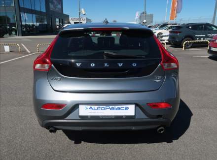 Volvo - V40