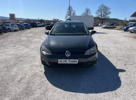 Volkswagen - Golf
