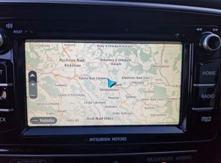 Mitsubishi - Outlander