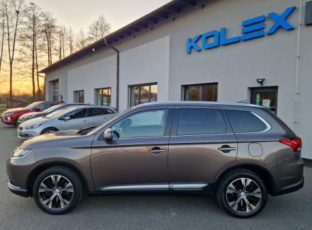 Mitsubishi - Outlander