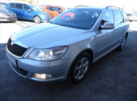 Škoda - Octavia