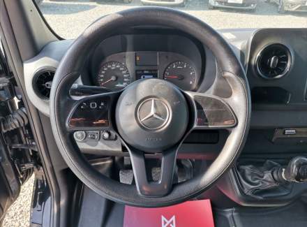Mercedes-Benz - Sprinter