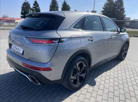 DS Automobiles - DS7 Crossback