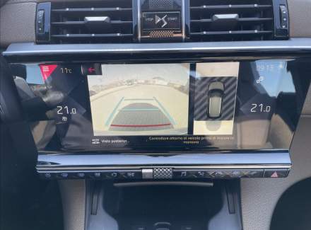 DS Automobiles - DS7 Crossback