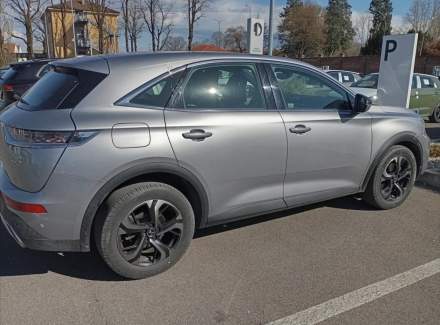 DS Automobiles - DS7 Crossback
