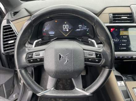 DS Automobiles - DS7 Crossback