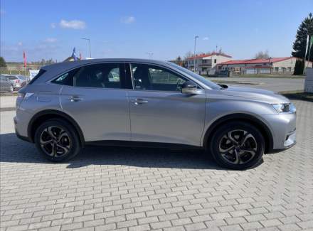 DS Automobiles - DS7 Crossback