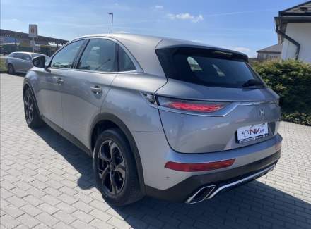 DS Automobiles - DS7 Crossback