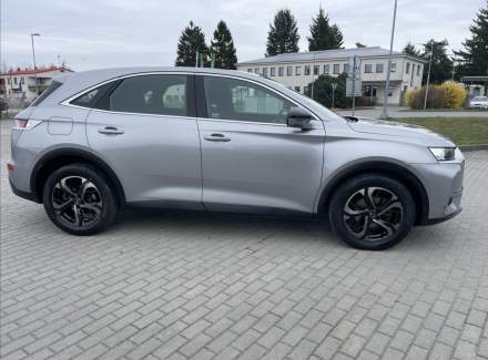 DS Automobiles - DS7 Crossback