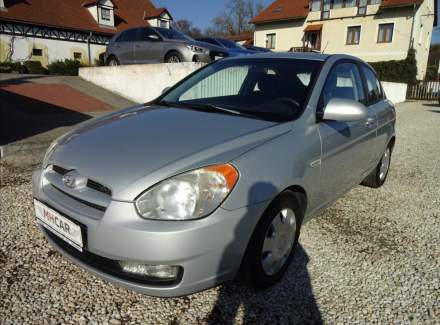 Hyundai - Accent