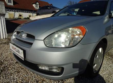 Hyundai - Accent