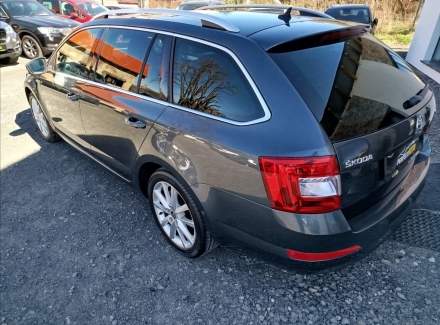 Škoda - Octavia
