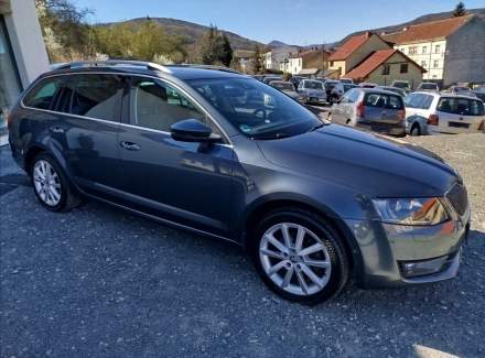 Škoda - Octavia