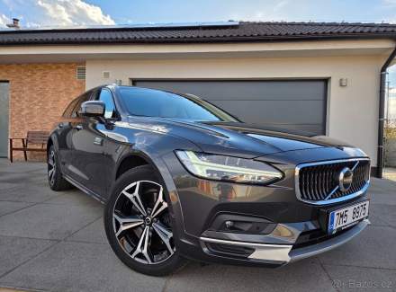 Volvo - V90