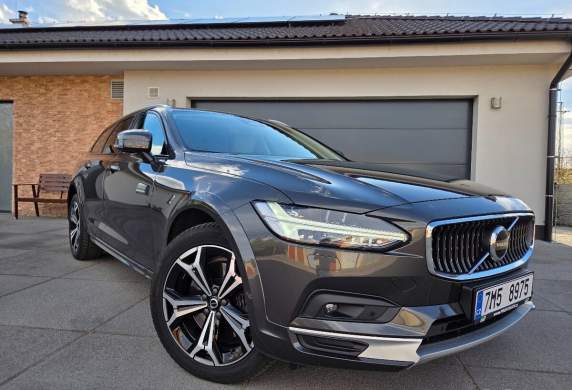 Volvo - V90