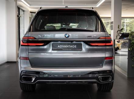 BMW - X7
