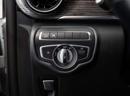 Mercedes-Benz - V-class