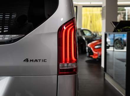 Mercedes-Benz - V-class