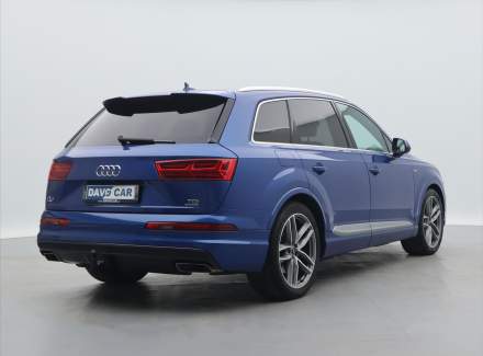 Audi - Q7