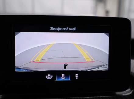 Mercedes-Benz - V-class