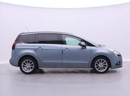 Peugeot - 5008
