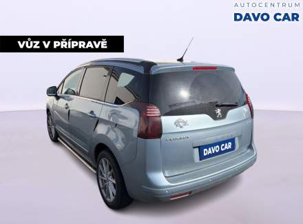 Peugeot - 5008