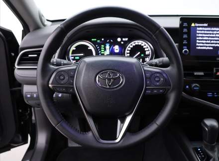 Toyota - Camry
