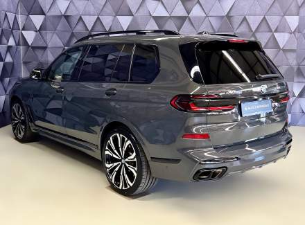 BMW - X7