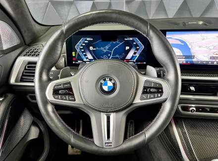 BMW - X7