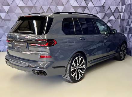 BMW - X7