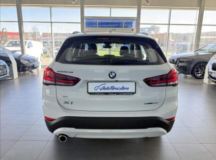 BMW - X1