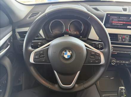 BMW - X1