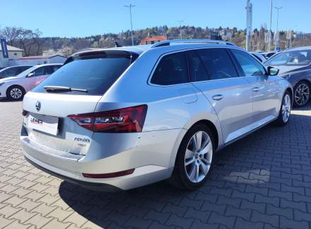 Škoda - Superb