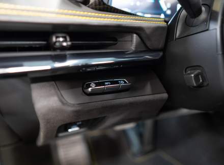 Chevrolet - Corvette