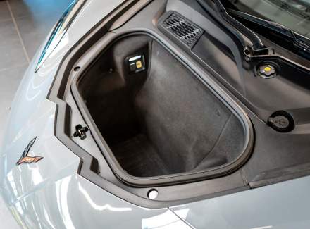 Chevrolet - Corvette