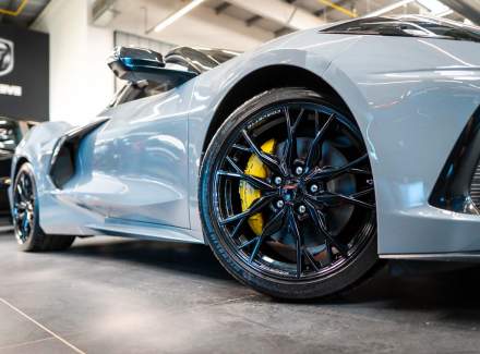 Chevrolet - Corvette