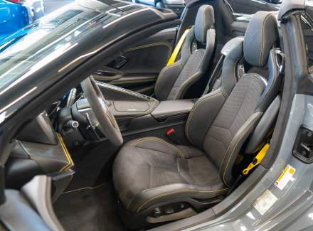 Chevrolet - Corvette