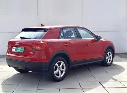 Audi - Q2