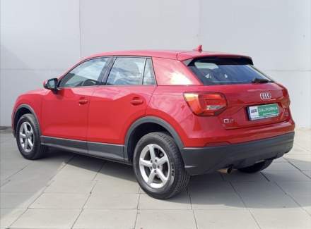 Audi - Q2
