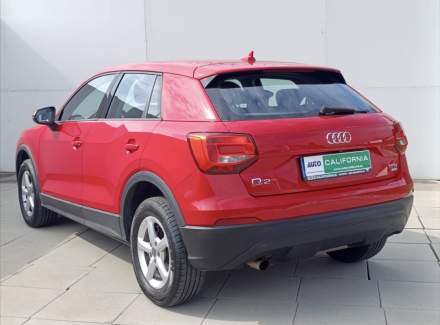 Audi - Q2