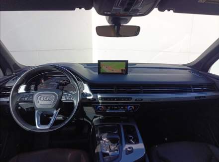 Audi - Q7
