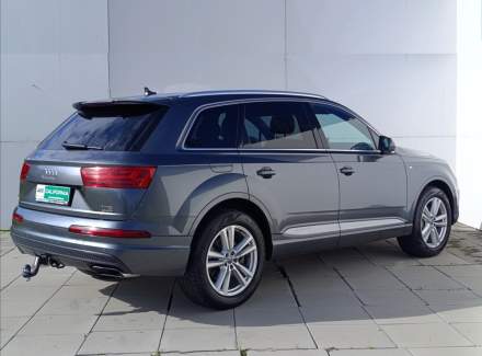 Audi - Q7